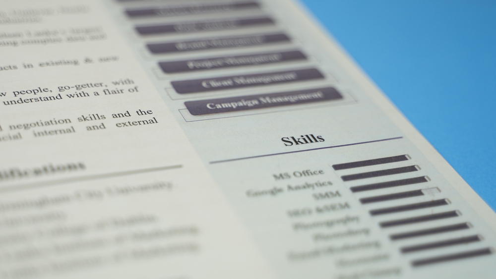 How to Start a Cover Letter and Grab Attention